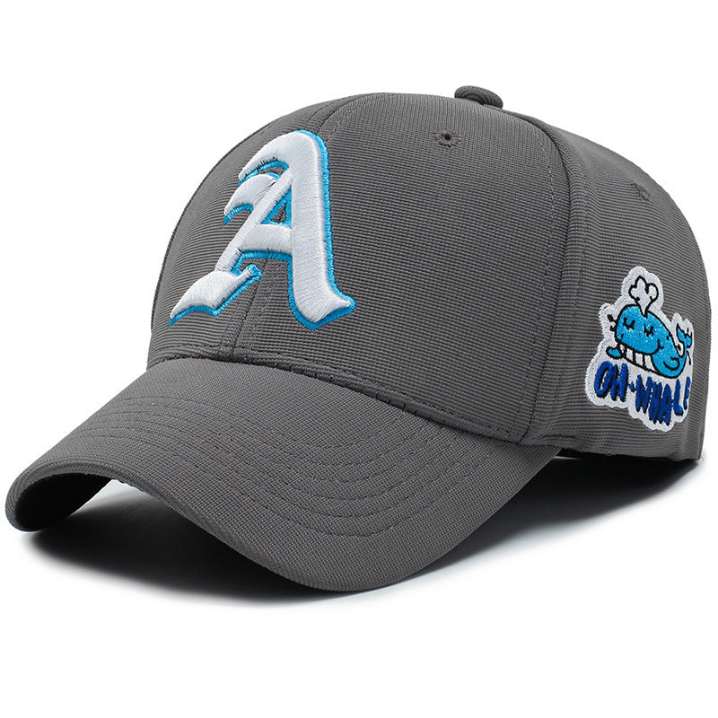 Embroidered baseball cap in navy blue for casual wear