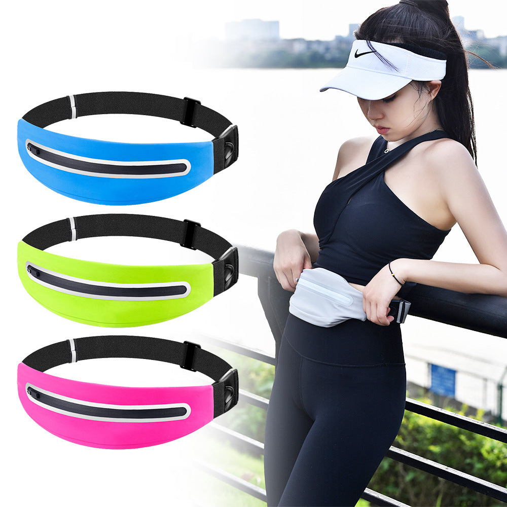 Running waist pack with reflective detailing