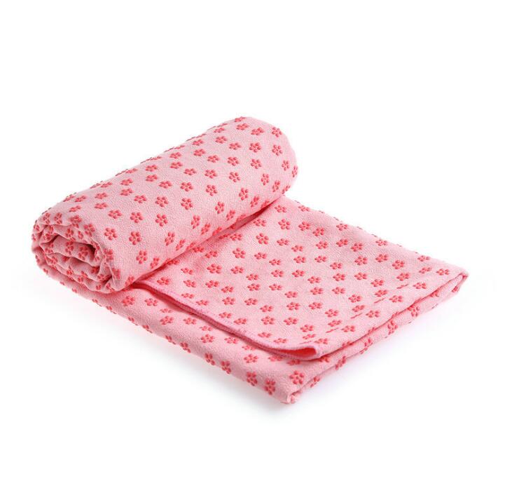 Yoga mat towel with non slip absorbent surface