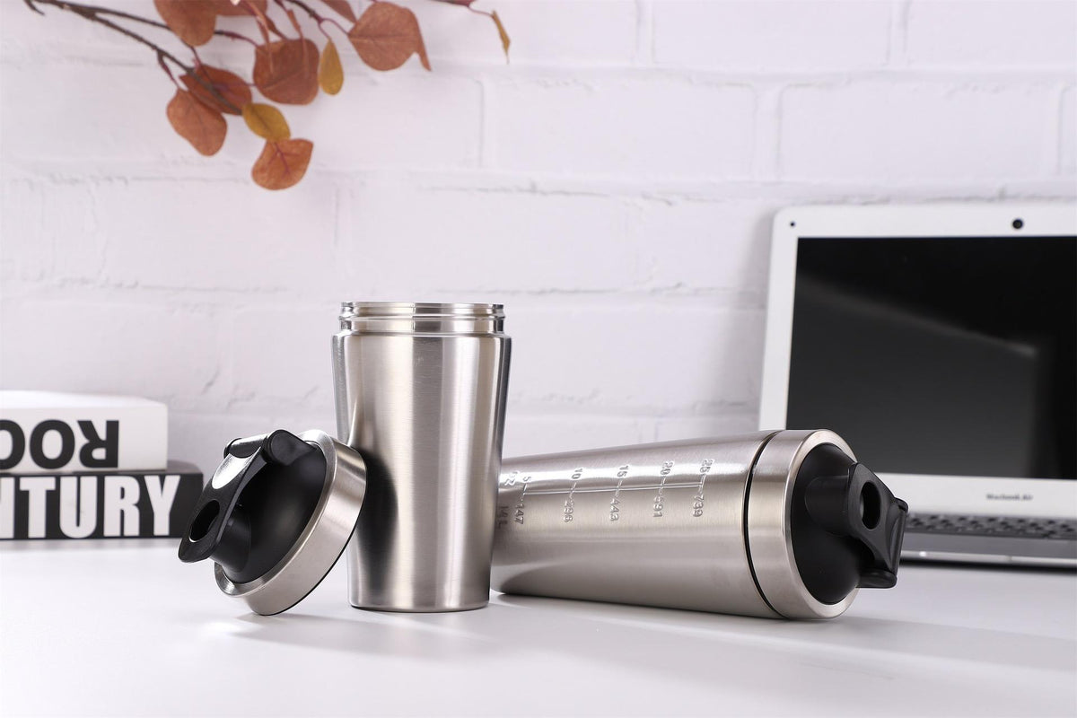 Stainless steel protein shaker bottle with PP plastic lid