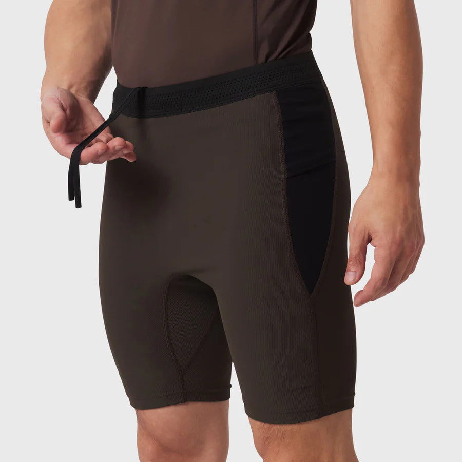Summer Lightweight Sports Shorts for Men Breathable Fashionable Fitted Design Running and Workout
