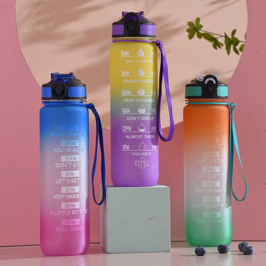 Sports water bottle with straw in 1L capacity