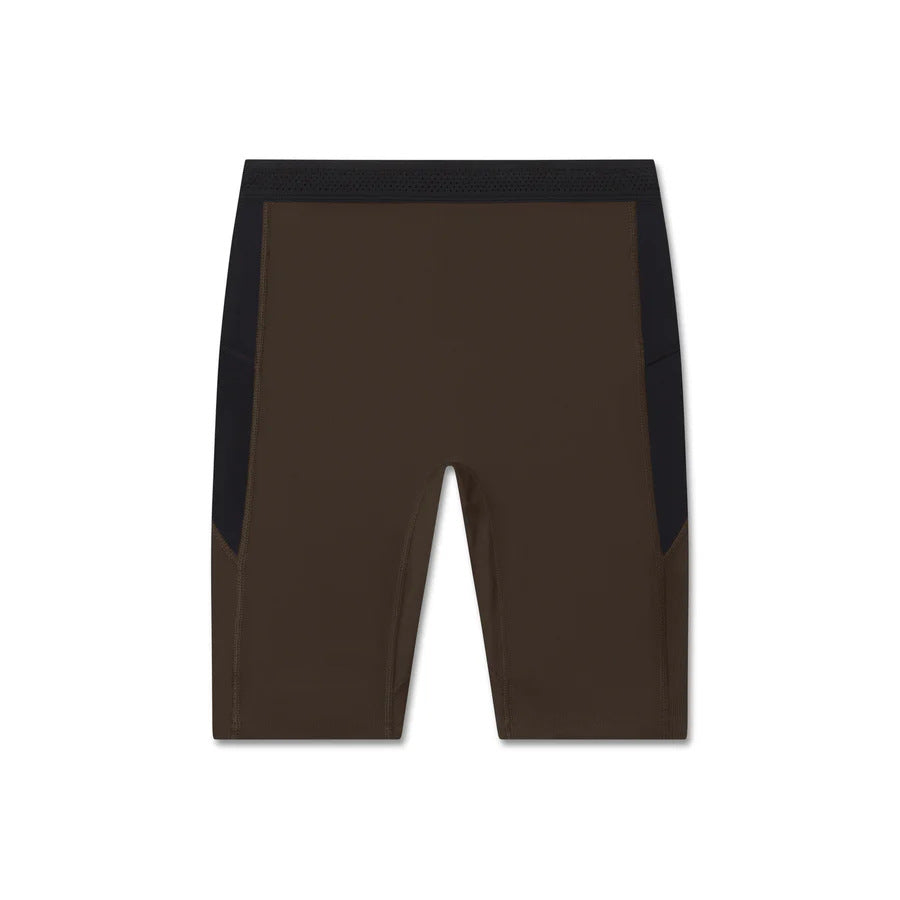 Summer Lightweight Sports Shorts for Men Breathable Fashionable Fitted Design Running and Workout